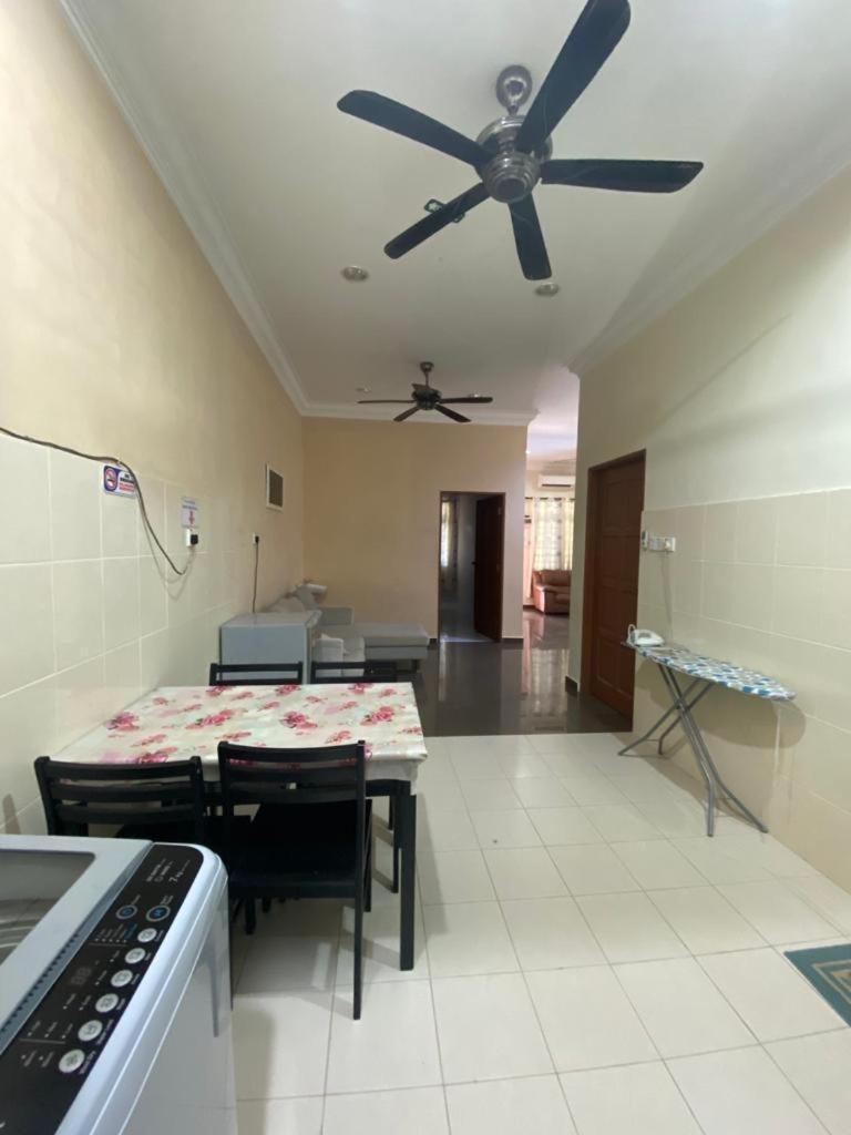Homestay Tok Ma 1 Alur Tuman Marang Εξωτερικό φωτογραφία